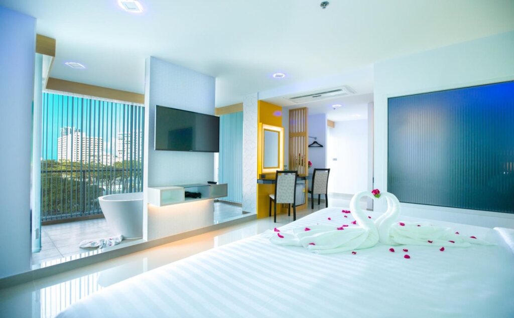 Паттайя: The Forest Hotel Pattaya