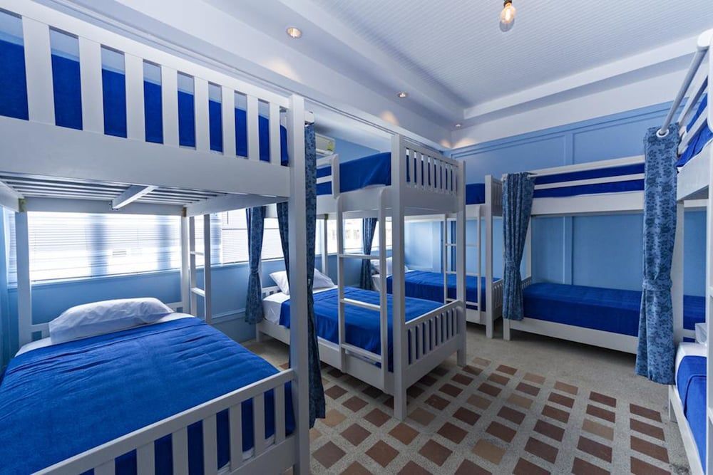 Самуи: Hunters Hostel & Rooftop Bar