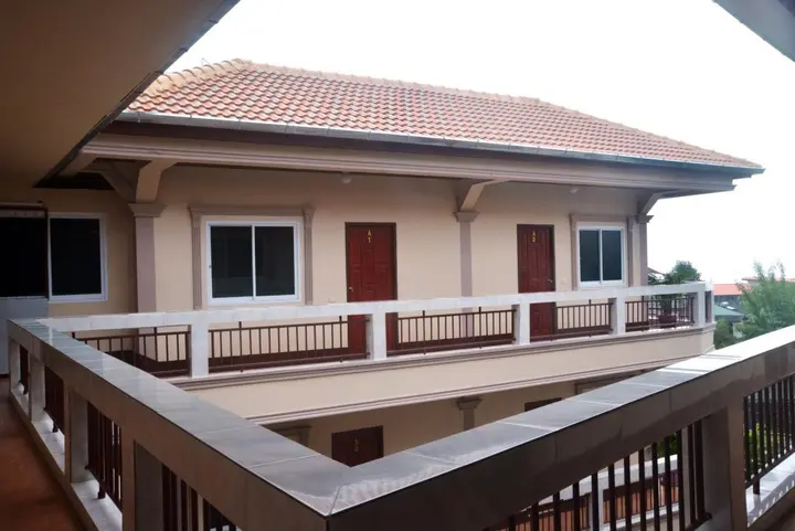 Мае Фа Луанг: Happy House