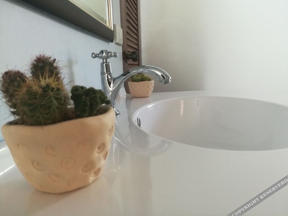 Кхэм Сон: Green Hills Home