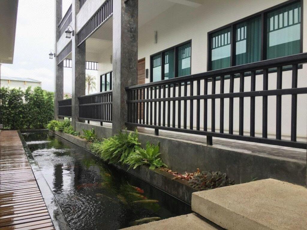 Мей-Сот: Phetcharat Grand Hotel Maesot