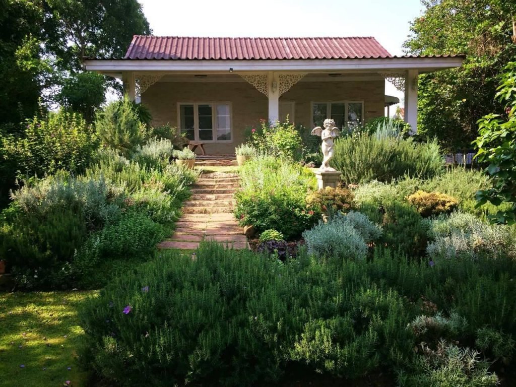 Пак-Чонг: Rosemary House