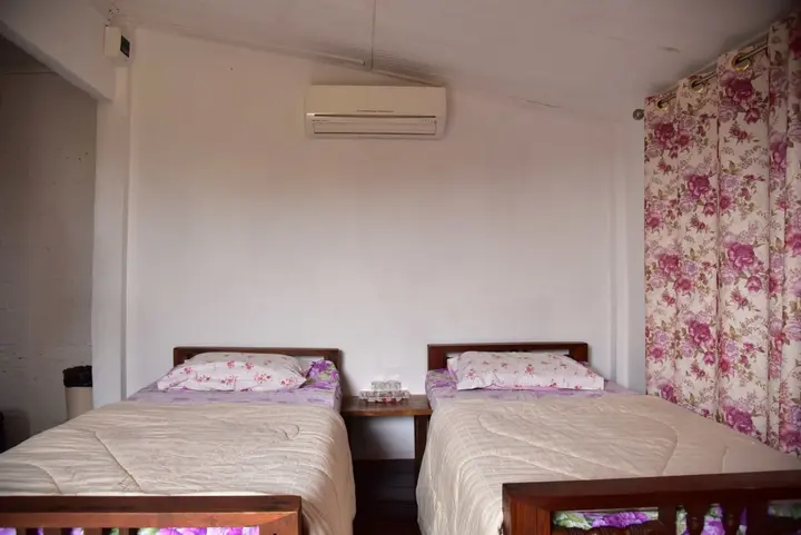 Пак-Чонг: Rosemary House