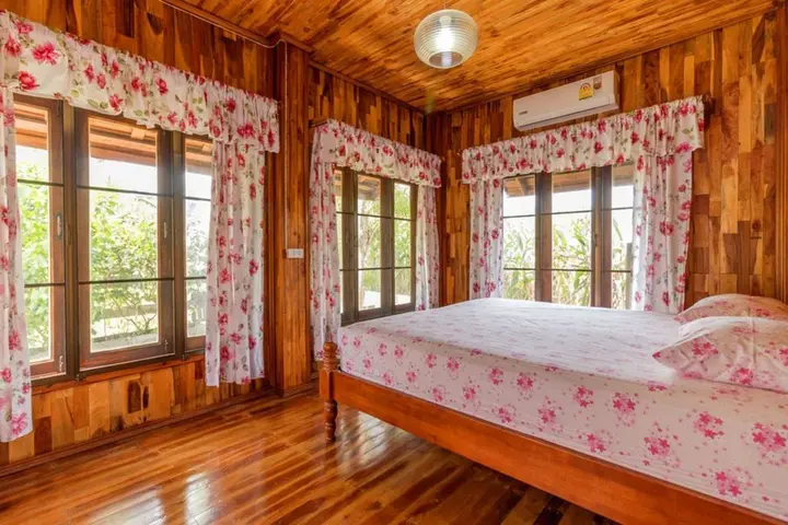 Пак-Чонг: Rosemary House
