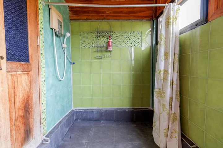 Пак-Чонг: Rosemary House