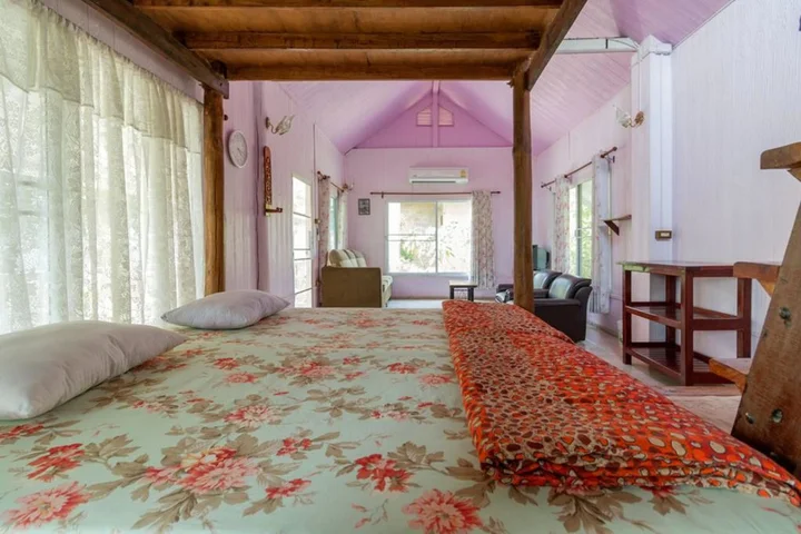Пак-Чонг: Rosemary House