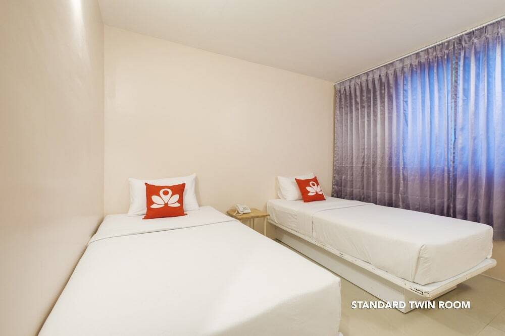 Бангкок: ZEN Rooms Phetchaburi 13