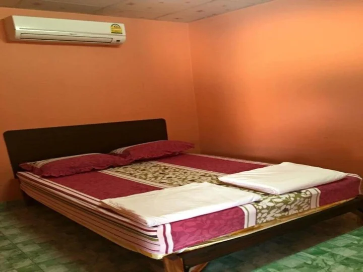 Нанг-Ронг: Ruenmai Homestay