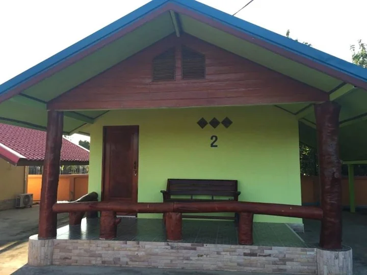 Нанг-Ронг: Ruenmai Homestay