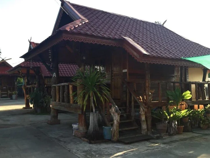 Нанг-Ронг: Ruenmai Homestay