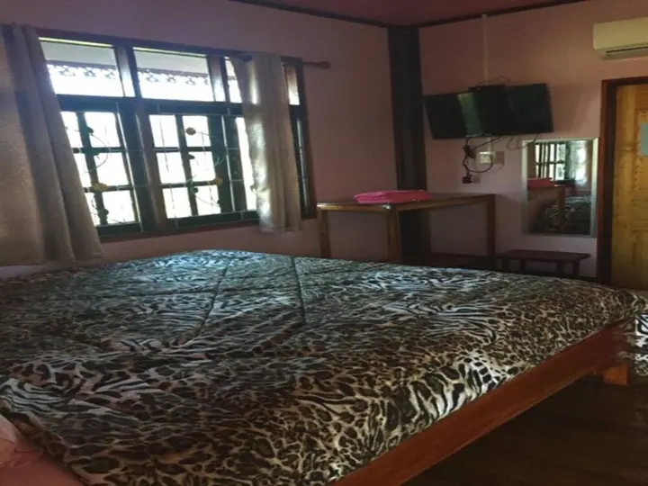 Нанг-Ронг: Ruenmai Homestay