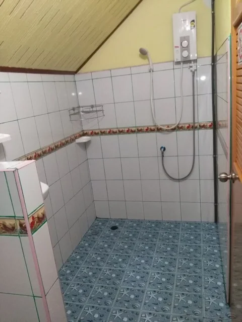 Нанг-Ронг: Ruenmai Homestay