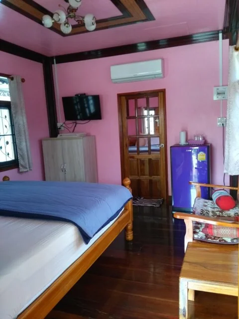 Нанг-Ронг: Ruenmai Homestay