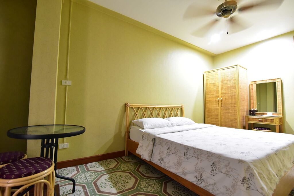 Кхлонг-Янг: Sansabai House Hotel