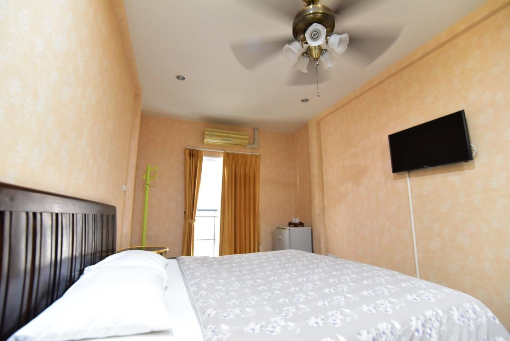 Кхлонг-Янг: Sansabai House Hotel