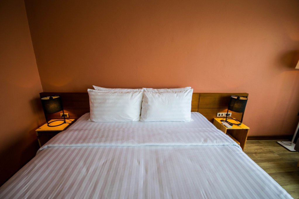Сураттхани: Comet Hotel Suratthani