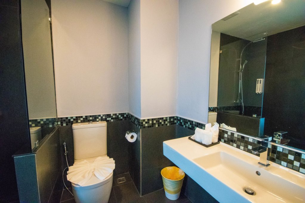 Сураттхани: Comet Hotel Suratthani