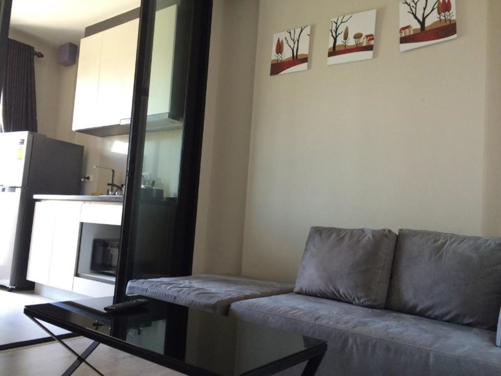 Паттайя: Many Holiday The Base Condo