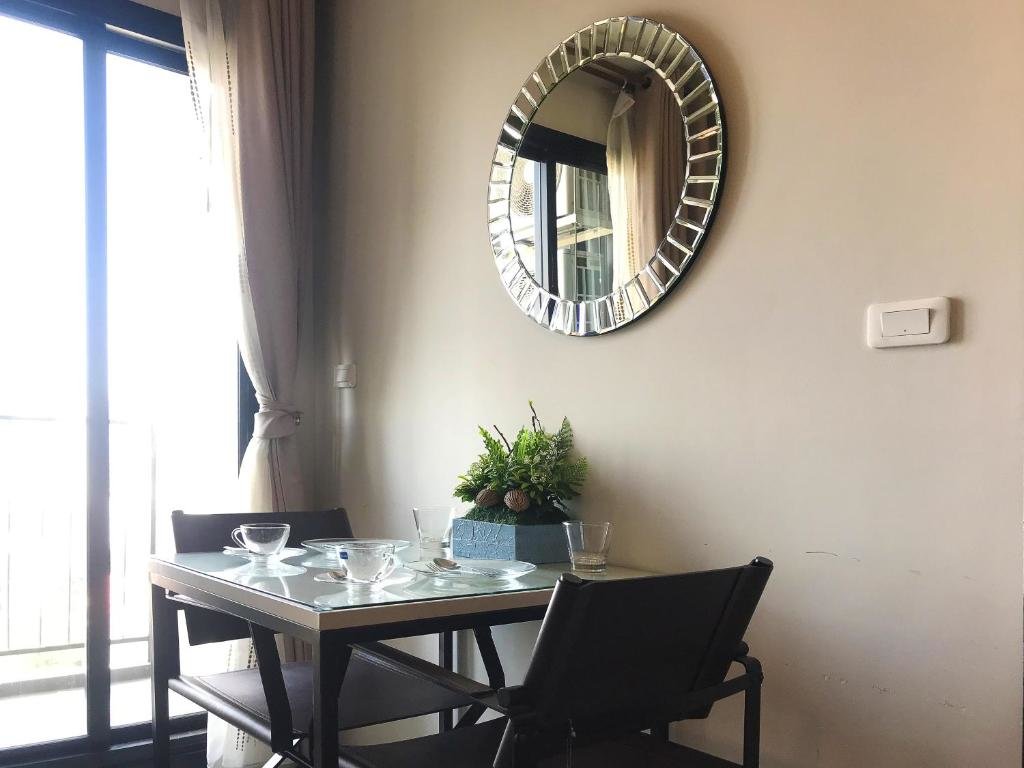 Паттайя: Many Holiday The Base Condo