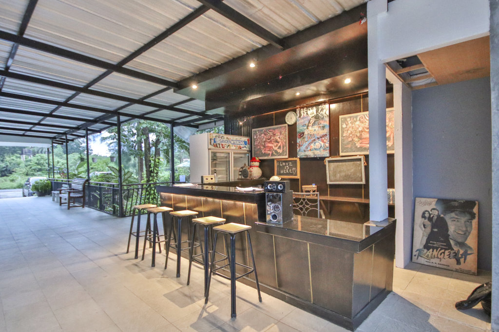 пляж Банг-Тао: Praewa Villas Naiyang Phuket