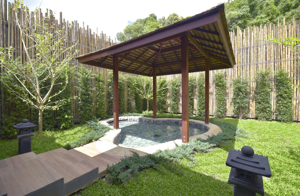Маерим: Onsen At Moncham