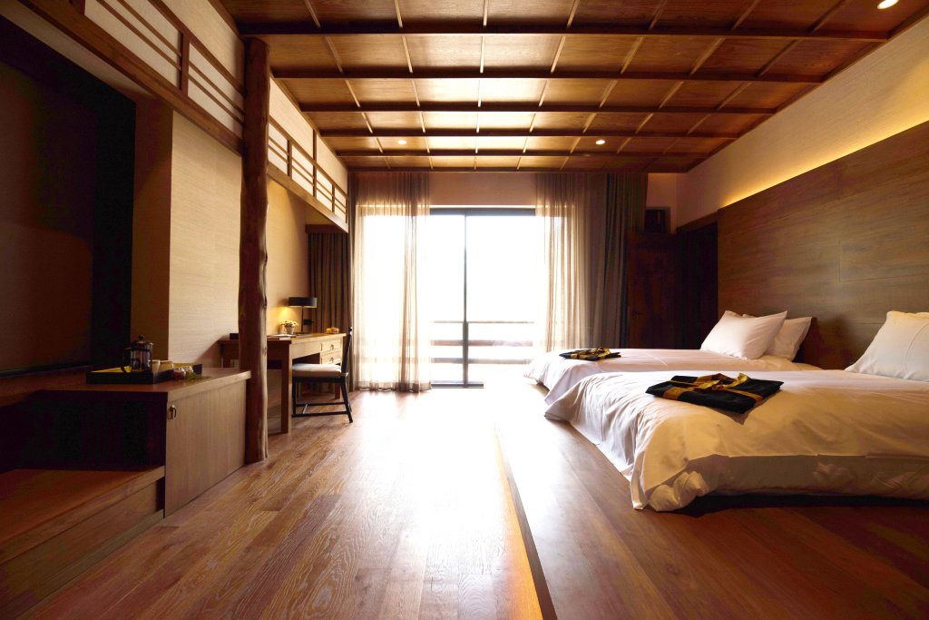 Маерим: Onsen At Moncham
