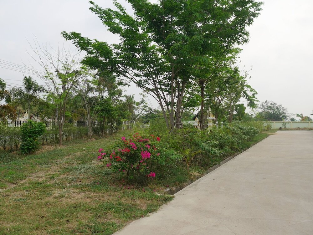 Пхитсанулок: Viriya Resort