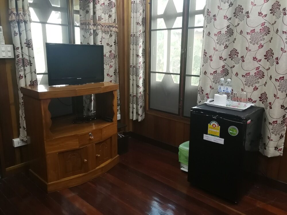 Пхаттхана Никхом: PK Home