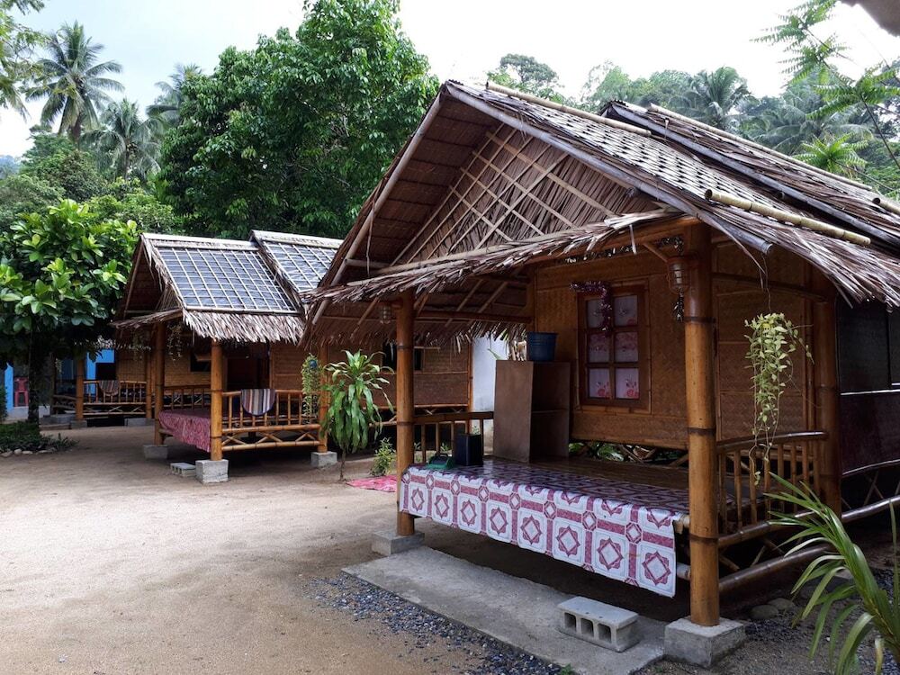 Лансака: Khanum Songpeenong