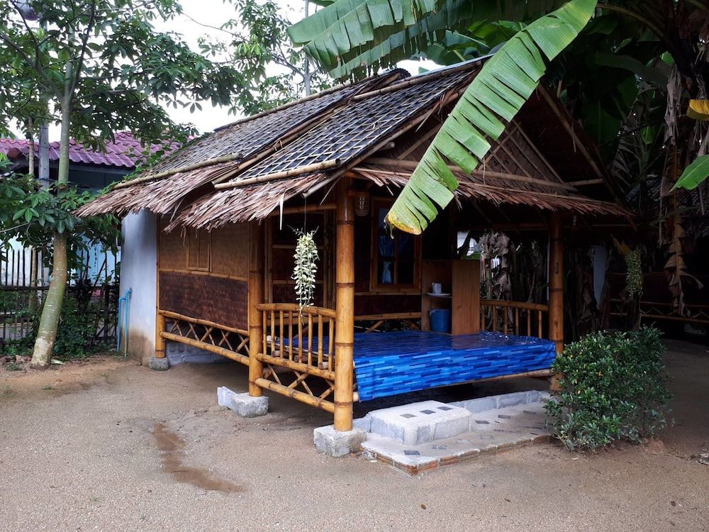 Лансака: Khanum Songpeenong