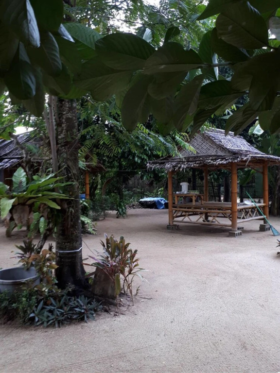 Лансака: Khanum Songpeenong