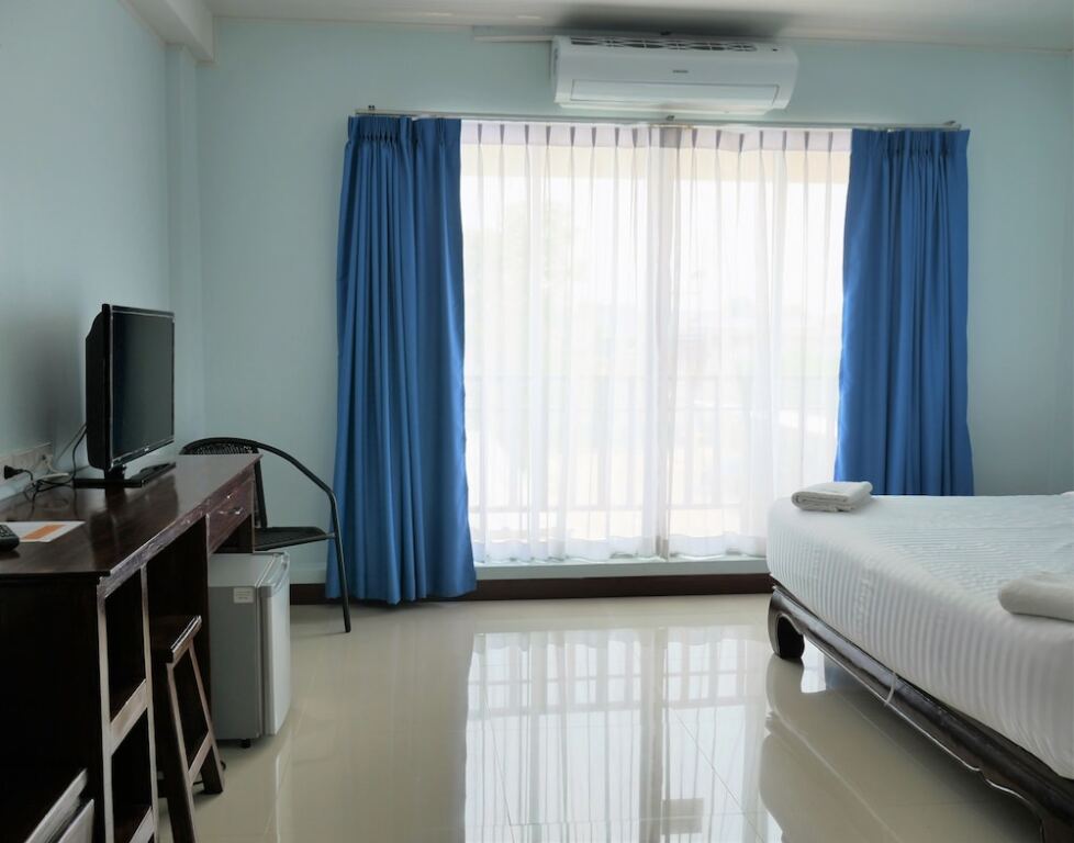 Пхитсанулок: Baandoungkamol Hotel