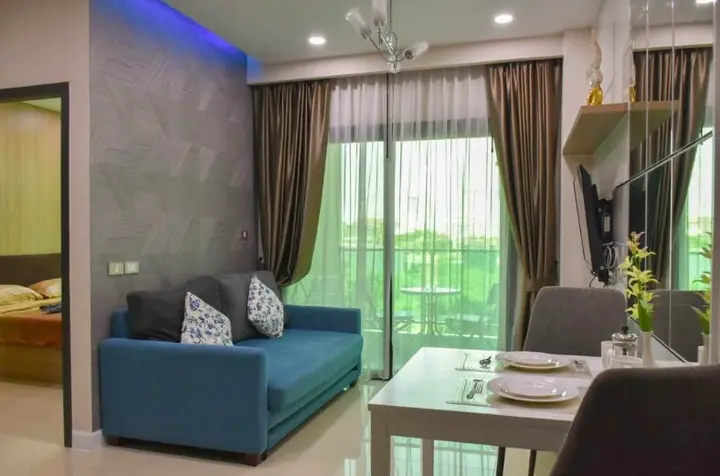 Паттайя: Dusit Grand Condo View Pattaya