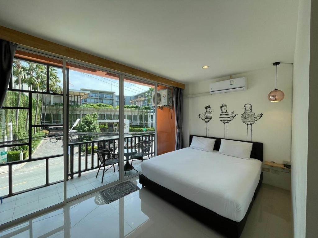 Тхаланг: Dwell Phuket Airport