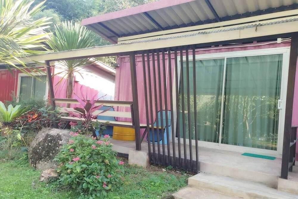 Mae Chan: Mine Boxes Resort