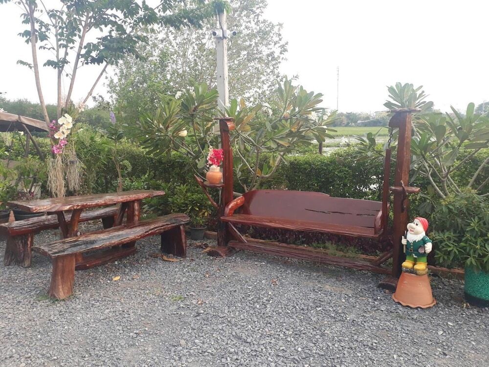 Лопбури: Panragsa Resort