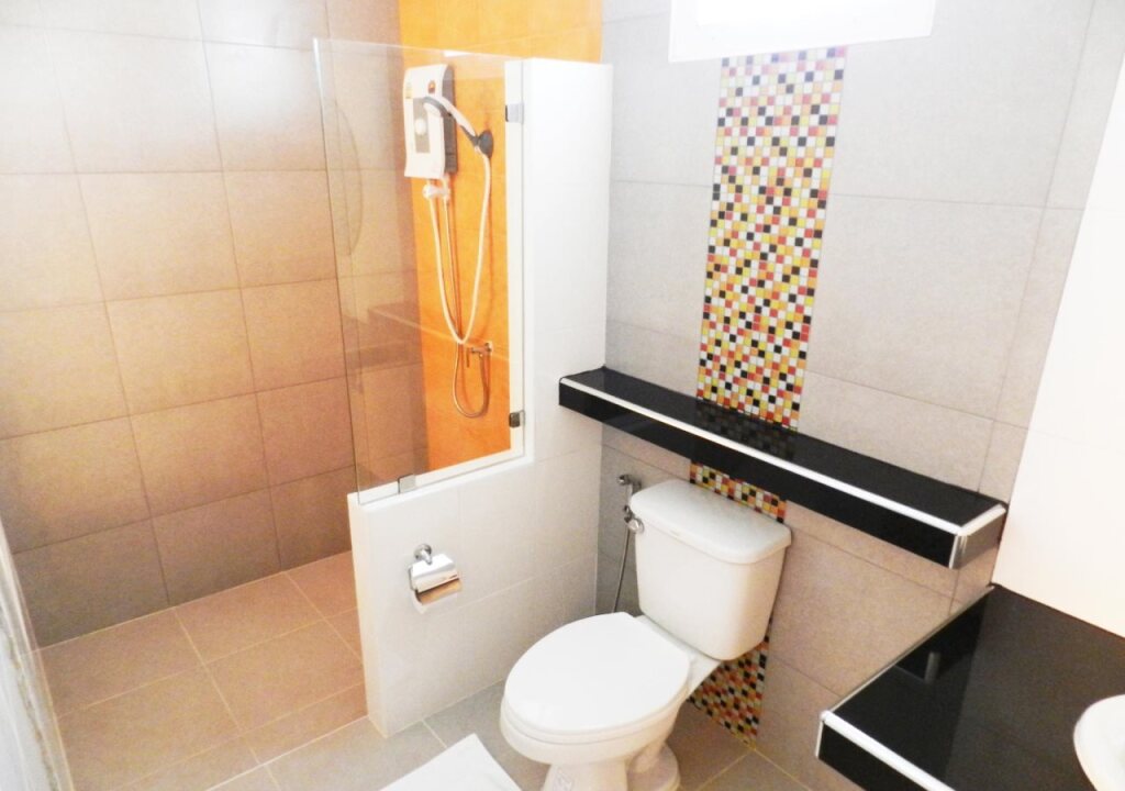 Накхонсаван: Vatchara Northgate Hotel