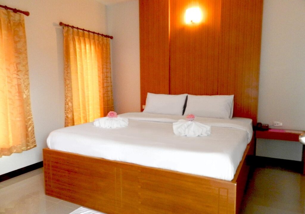 Накхонсаван: Vatchara Northgate Hotel