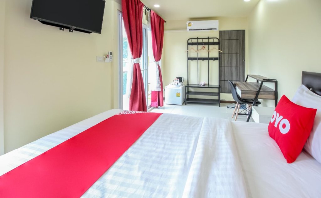 Бангкок: 5 Chang Palace Hotel