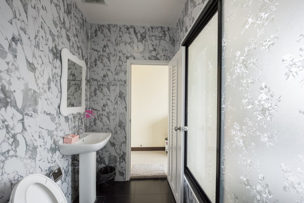Бангкок: 5 Chang Palace Hotel