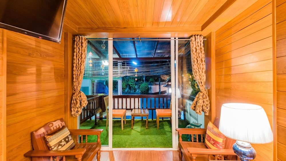 Муанг: Baan Rachapuek