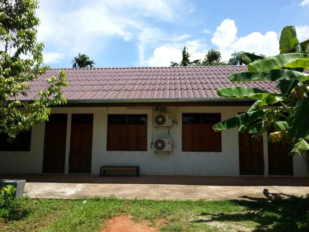 Сураттхани: Water's House