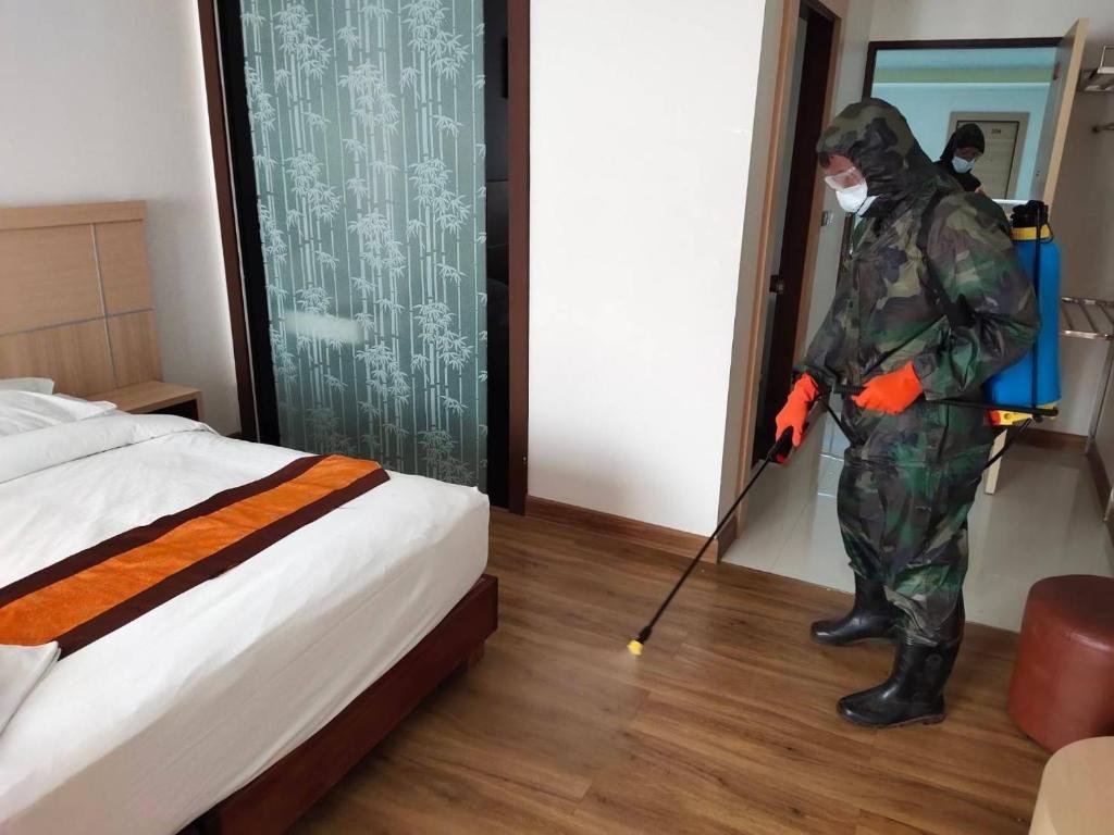 Сураттхани: Marlin Hotel
