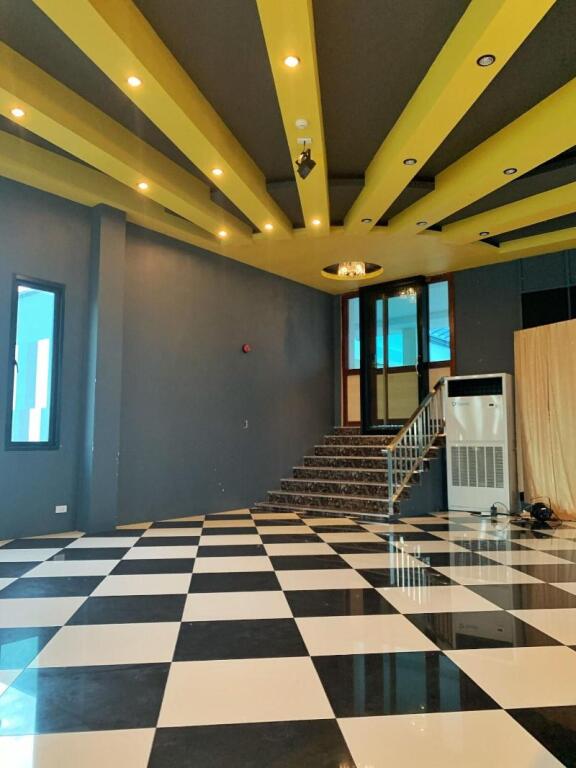 Сураттхани: Marlin Hotel