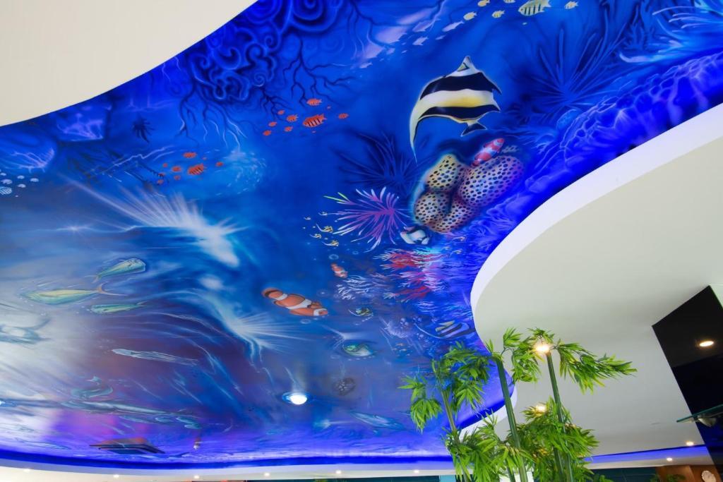 Сураттхани: Marlin Hotel
