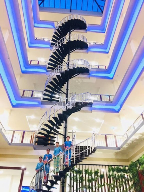 Сураттхани: Marlin Hotel