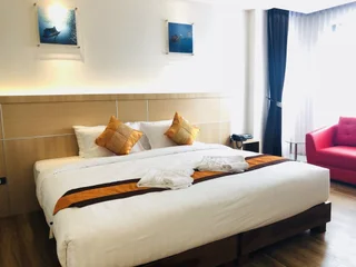 Сураттхани: Marlin Hotel