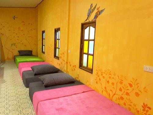 Ко Чанг: Bee Sleep Hostel Lonely Beach - Adults Only