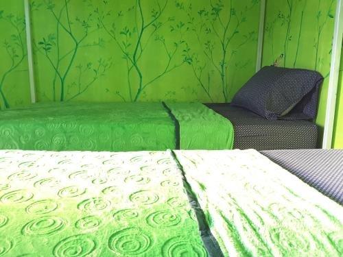 Ко Чанг: Bee Sleep Hostel Lonely Beach - Adults Only