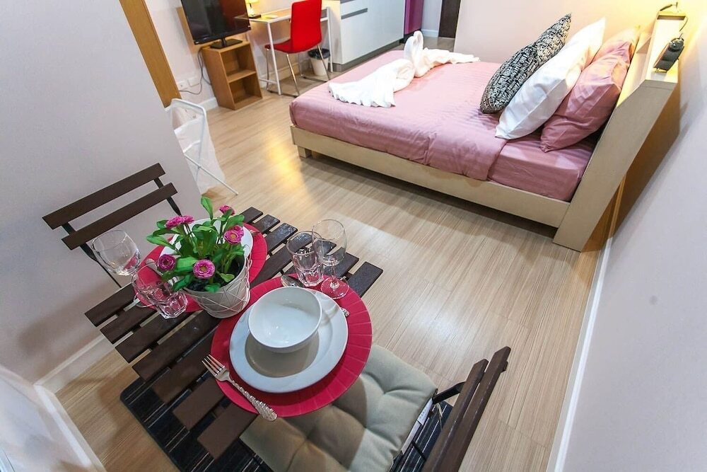Бангкок: Sukhumvit 64 Pool View Apartment